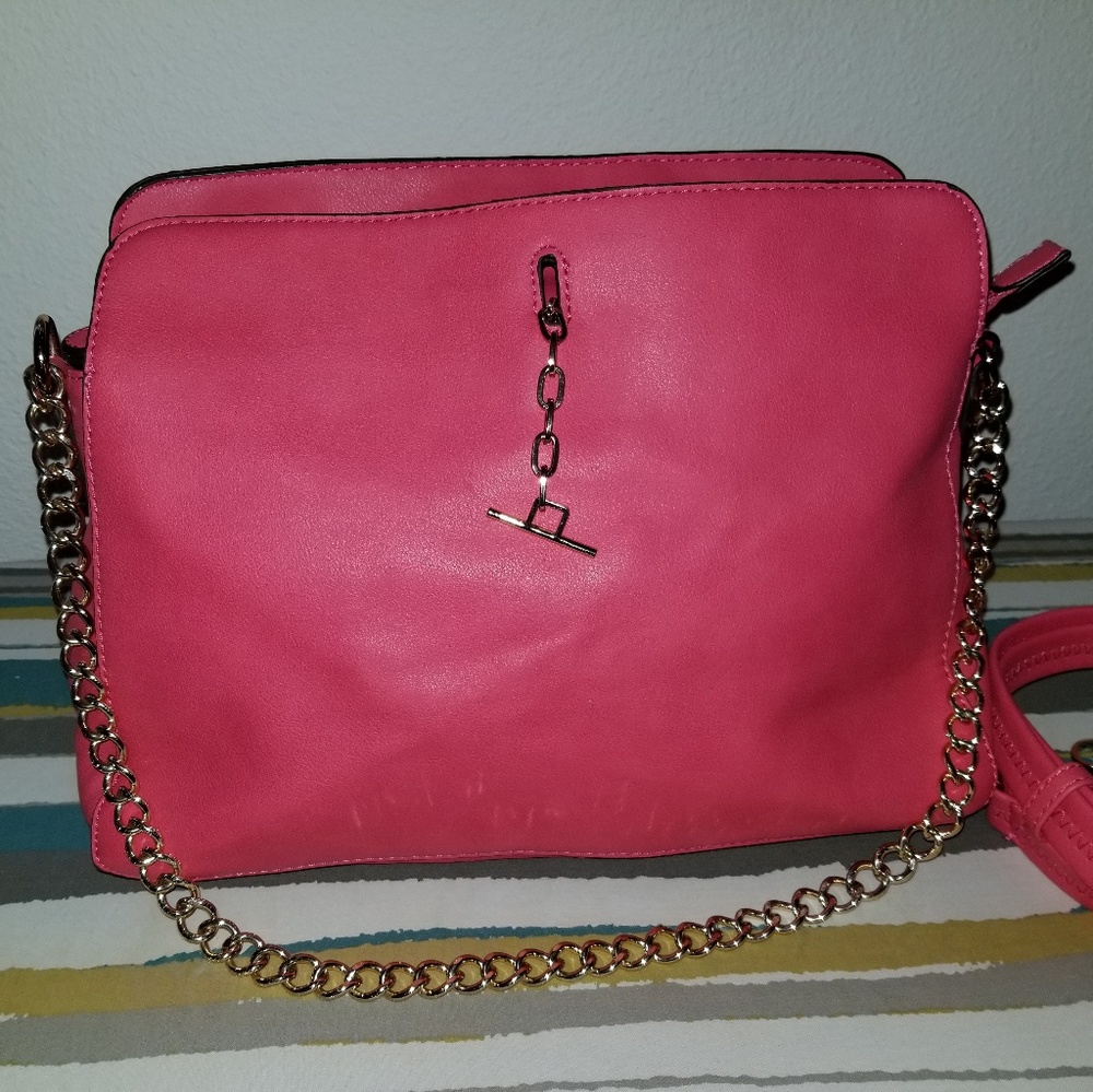 Salmon pink hand bag